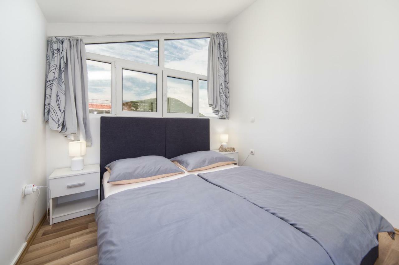 Studio apartment Finta Rogotin Esterno foto
